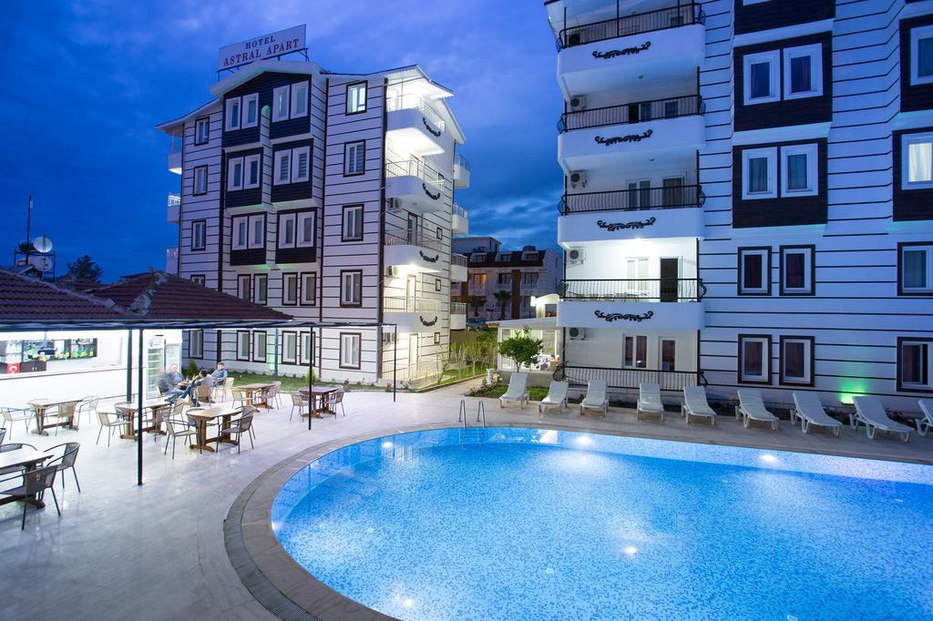 Yeni Astral *